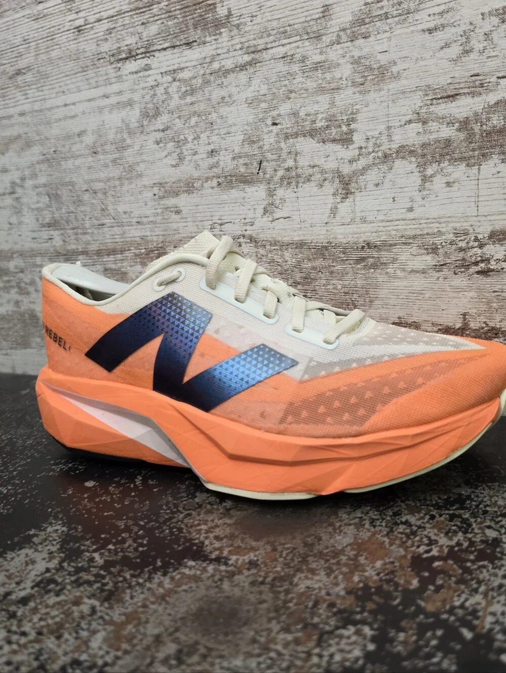 Womens New Balance Fuelcell Rebel V4 Running Shoes Sz 9.5 Used WFCXCC4